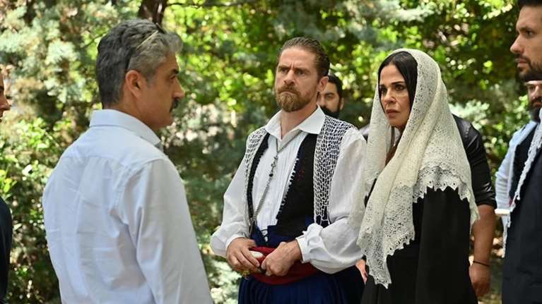 Σεισμός για τον... &quot;Σασμό&quot;: Τρελάθηκε το twitter με την πρεμιέρα - &quot;Ρεσιτάλ ερμηνείας, δώστε μας και άλλο&quot;