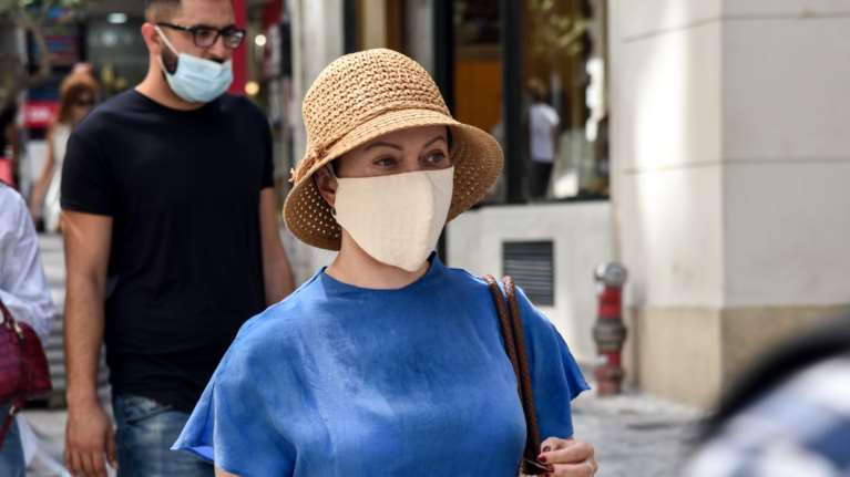 Κορονοϊός: Ανησυχητικά στοιχεία για τους αρνητές στην Ελλάδα - Το 44% δεν θέλει εμβόλιο, το 28% των νέων λέει &quot;όχι&quot; στη μάσκα