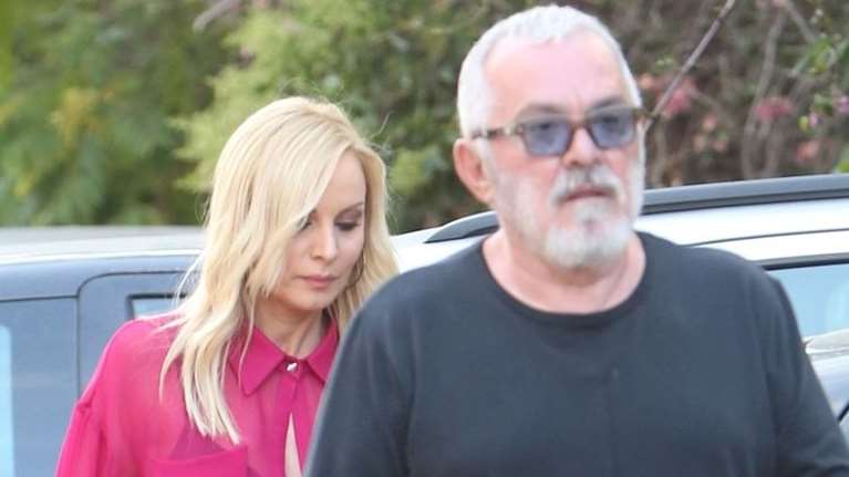 Πέγκυ Ζήνα - Γιώργος Λύρας: Το σπάνιο καλοκαιρινό στιγμιότυπο της 13χρονης Ηλέκτρας