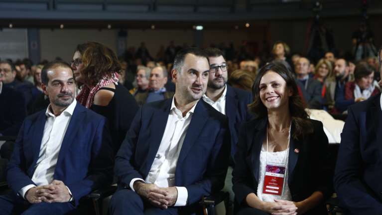 Νέα Αριστερά: Αρχίζει σήμερα το προγραμματικό διαρκές συνέδριο - Διχασμένο το κόμμα για Τσίπρα και ΣΥΡΙΖΑ