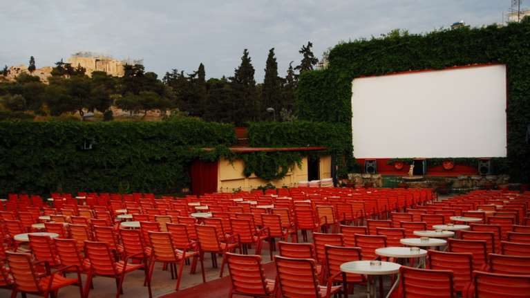 &quot;Το σινεμά σε περιμένει&quot;: Καμπάνια για το άνοιγμα των θερινών κινηματογράφων