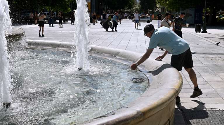 Έρχεται καύσωνας τεσσάρων ημερών με αφρικανική σκόνη: Στους 42 βαθμούς ο υδράργυρος