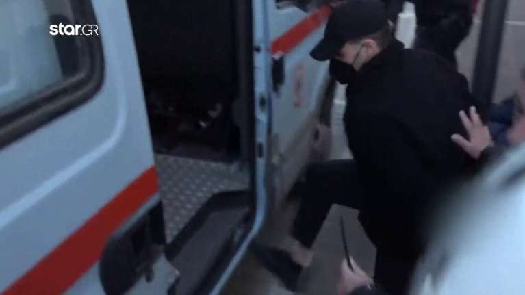 Αγρίνιο - Eνταση στη δίκη του 28χρονου για ασέλγεια σε βάρος 4χρονου: &quot;Να πεθάνεις παιδεραστή!&quot;