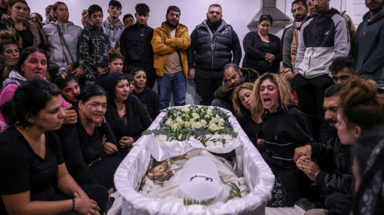 Θρήνος στη Θεσσαλονίκη: Κηδεύεται σήμερα ο 16χρονος Κώστας Φραγκούλης - Φόβοι για νέα επεισόδια