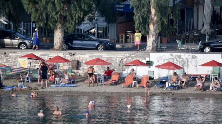 Καιρός: Έρχεται ηλιόλουστο Σαββατοκύριακο - Πού θα βρέχει