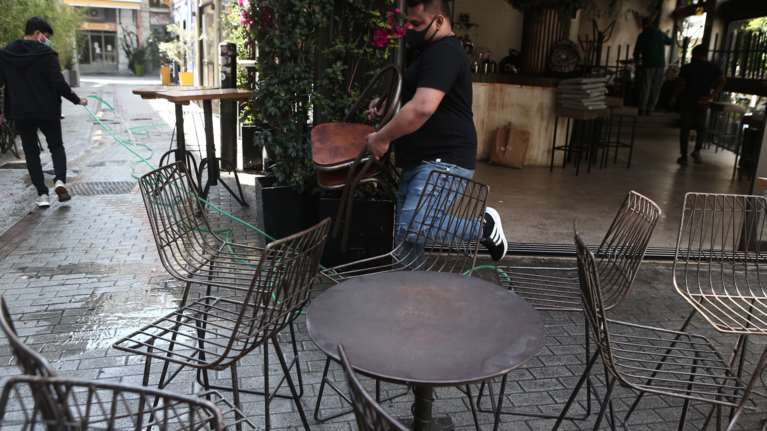 Θεσσαλονίκη: Συλλήψεις, πρόστιμα και 7ημερο λουκέτο σε δύο καταστήματα - Πελάτες δεν είχαν πιστοποιητικά