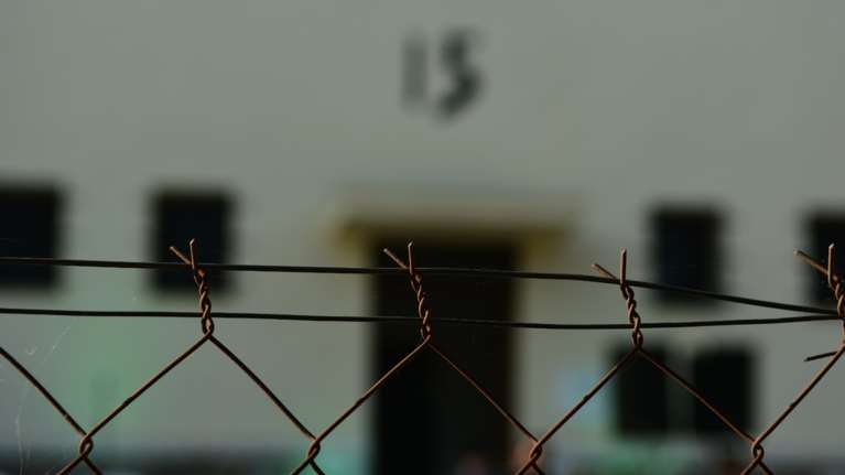 Στεγαστικό: Σε αυτά τα τρία στρατόπεδα στην Ελλάδα θα χτιστούν 2.000 διαμερίσματα