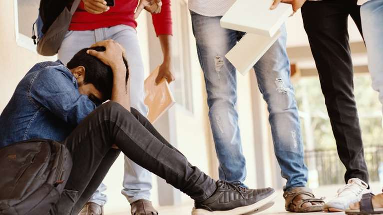 Χωρίς τέλος τα περιστατικά bullying στο ΕΠΑΛ Χαλκίδας: Μαθητής έκοψε το δάχτυλο συμμαθητή του [βίντεο]