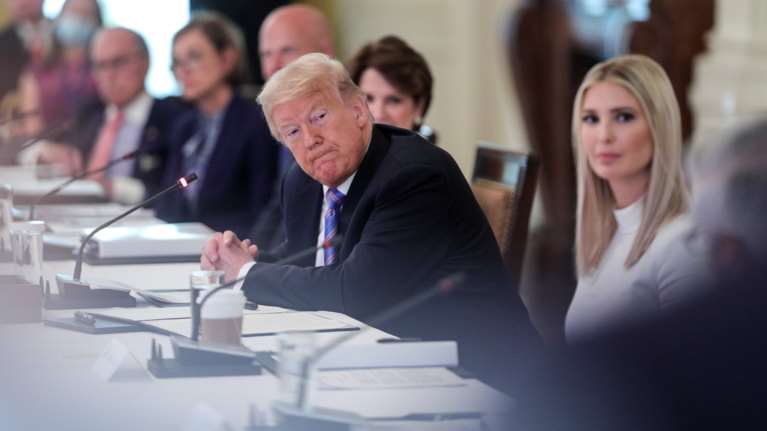 Απίστευτο: Το Ιράν εξέδωσε ένταλμα σύλληψης κατά του Τραμπ - Για τη δολοφονία του στρατηγού Σουλεϊμανί