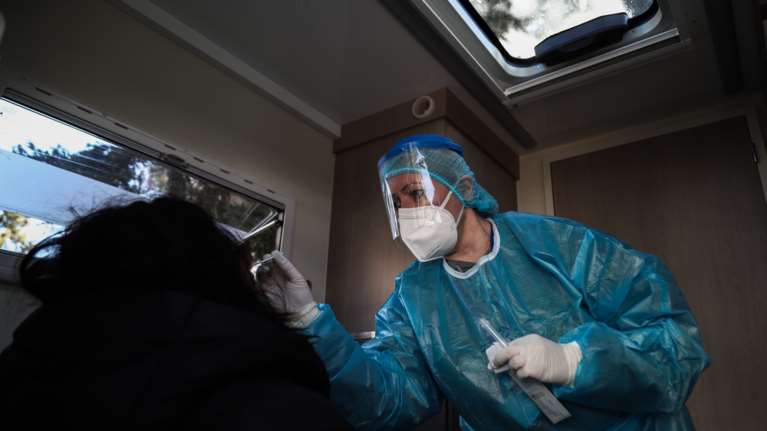 ΕΟΔΥ: Ολα τα σημεία για δωρεάν rapid test σήμερα, Τετάρτη