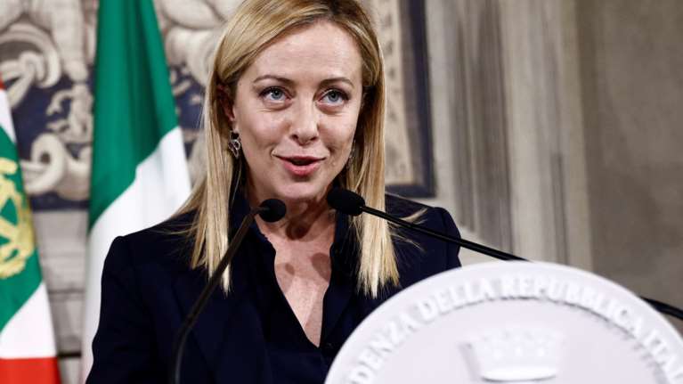 Γκάφα Μελόνι: &quot;Με την κυβέρνησή μου το ποσοστό ανεργίας των γυναικών είναι το υψηλότερο&quot;