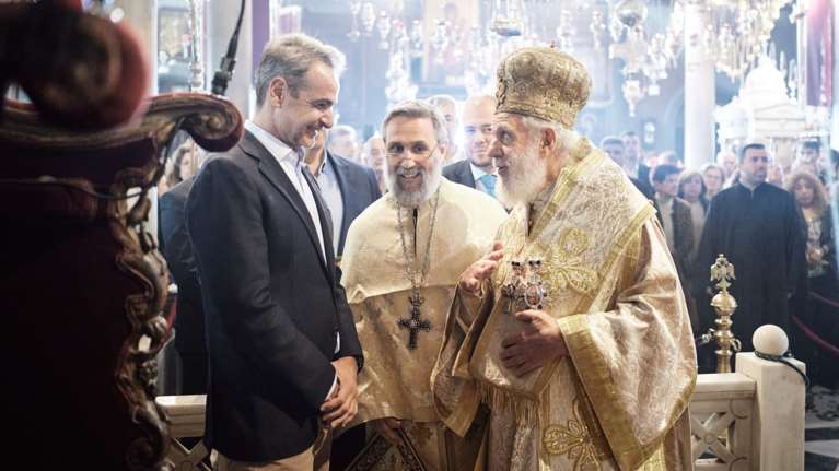 Μήνυμα Μητσοτάκη για το Πάσχα: Μέσα από τον πόνο και τις δυσκολίες τελικά γεννιούνται το φως και η ελπίδα