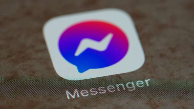 Facebook: Μεγάλα προβλήματα με το Messenger- Δεν κλείνουν οι συνομιλίες