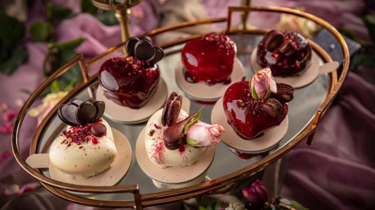 Εορτολόγιο: Ποια ονόματα γιορτάζουν σήμερα, Παρασκευή 28 Οκτωβρίου