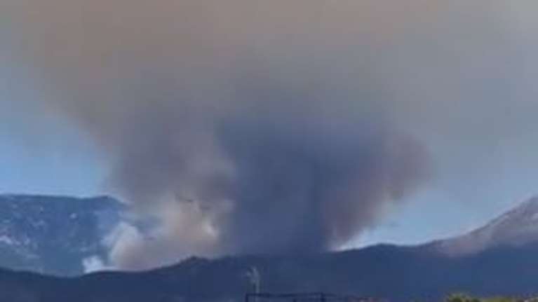Φωτιά στο Πόρτο Γερμενό - Καμπανάκι από το Meteo: Οι συνθήκες είναι ευνοϊκές για τη διάδοση της φωτιάς