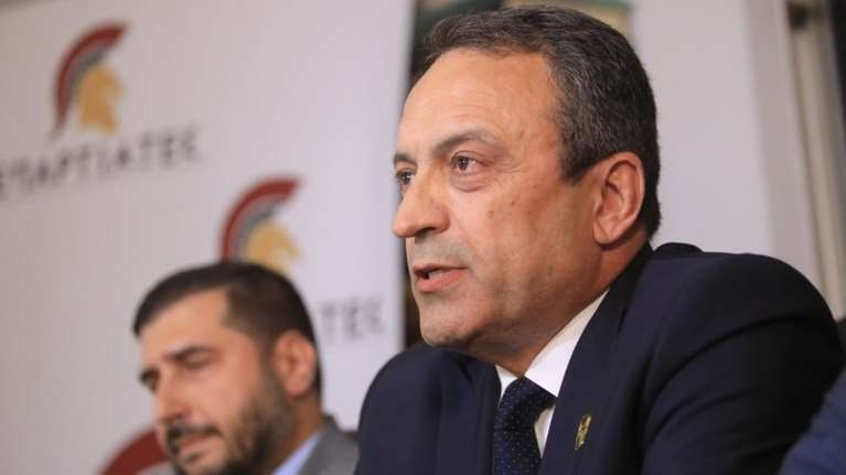 Ο Στίγκας το παραδέχτηκε: Οι Σπαρτιάτες ταιριάζουν σε πολλά με τους &quot;Έλληνες&quot; του Κασιδιάρη