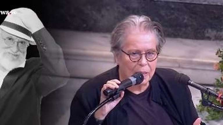 Διονύσης Σαββόπουλος - Συγκλονιστική η Δήμητρα Γαλάνη στον επικήδειο: &quot;Είσαι τόσο βαθιά ριζωμένος μέσα μου - Ξεκουράσου&quot;