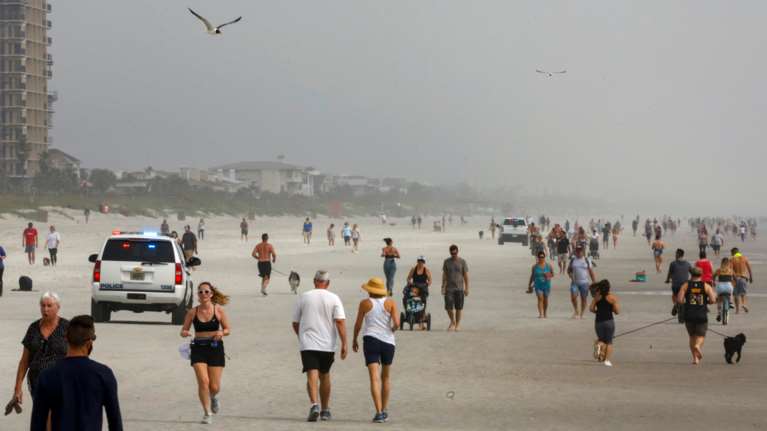 ΗΠΑ: Η Φλόριντα απαγορεύει με νόμο τις εκτρώσεις μετά τη 15η εβδομάδα της κύησης