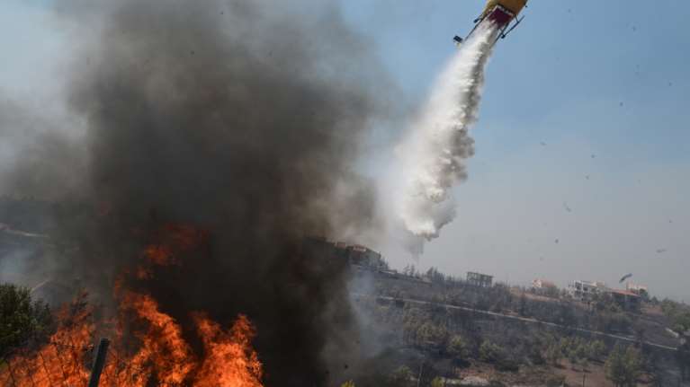 Διπλή φωτιά στα Ιωάννινα σε Δρυμάδες και Κόνιτσα- Επιχειρούν επίγειες και εναέριες δυνάμεις