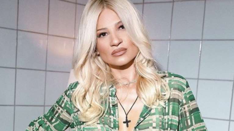 Στην κουζίνα της Φαίης Σκορδά: Η συνταγή που έφτιαξε με τους γιους της