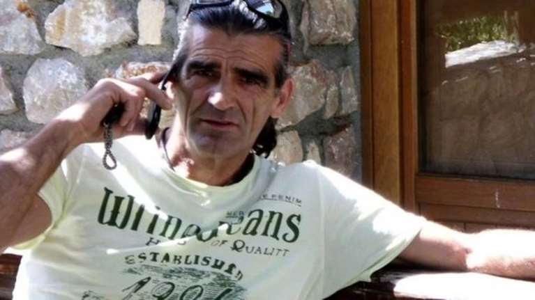 Αρκαδία: Σκότωσε τον 64χρονο μπροστά στα μάτια του ανήλικου παιδιού του - Ο κόσμος έβγαζε... βίντεο