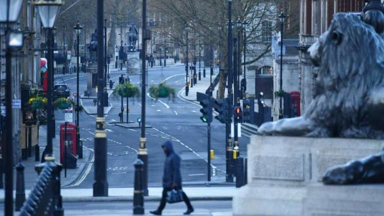 &quot;Καμπανάκι&quot; ΠΟΥ για άρση περιοριστικών μέτρων - Τι πρέπει να προηγηθεί