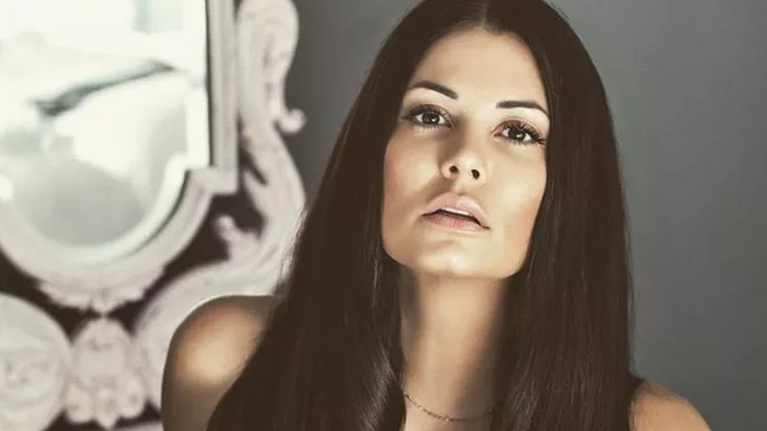 Μία καλλονή: Η Μαρία Κορινθίου με λεοπάρ φόρεμα το 2007