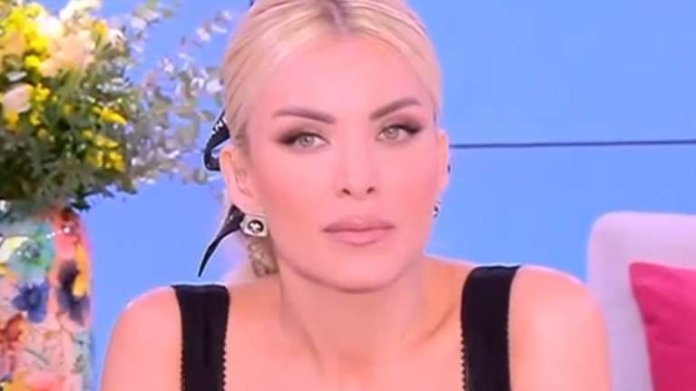Κατερίνα Καινούργιου: &quot;Είναι άσχημο αυτό που κάνουν στη Δανάη Μπάρκα&quot;