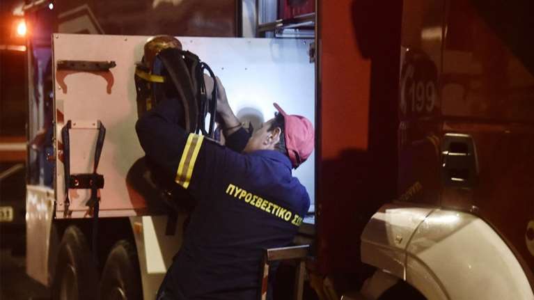 Πυρκαγιά σε αποθήκη λιπασμάτων στο Κάτω Σούλι Μαραθώνα