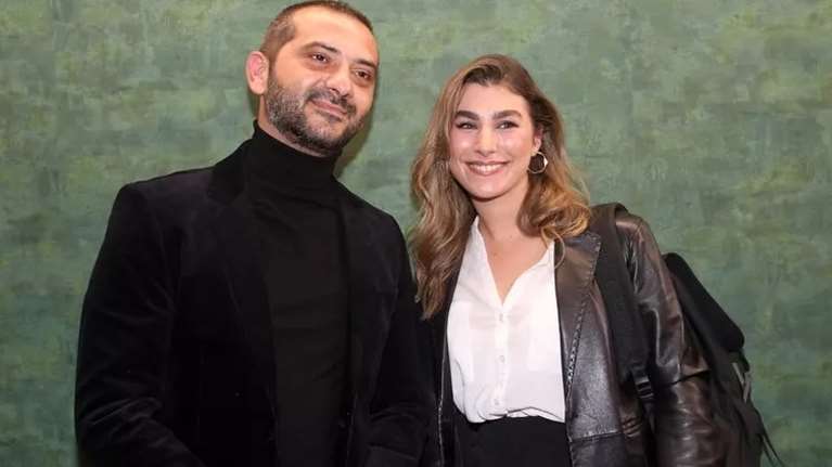 Λεωνίδας Κουτσόπουλος: Ο μικρός Κίμωνας έφυγε για την Αίγινα με τη μαμά του, Χρύσα Μιχαλοπούλου