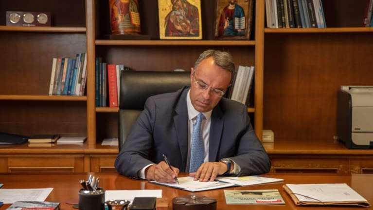 Σταϊκούρας στο Capital.gr: Για ποιους θα μειωθούν οι φόροι - Τι θα κάνουμε αν επιστρέψει η πανδημία