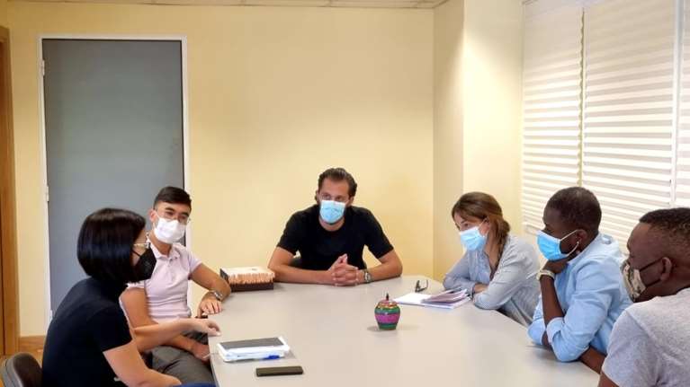 Χαντί και Κεϊτά: Από ασυνόδευτοι ανήλικοι, συνεργάτες του υπουργείου Μετανάστευσης - Η συγκινητική ιστορία τους