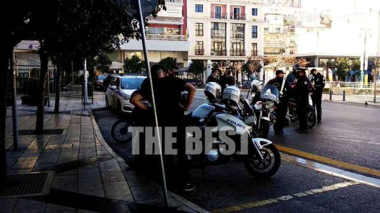 Πάτρα: Μπλόκα στο κέντρο από την ΕΛ.ΑΣ.- Ελέγχεται ό,τι περνάει [Εικόνες]