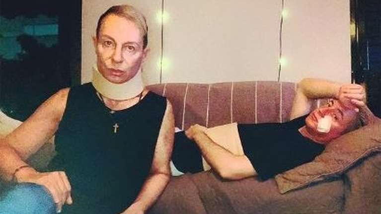 Βασίλειος Κωστέτσος -  Η πρώτη φωτογραφία μετά την επίθεση πορτοφολάδων: &quot;Δυστυχώς είμαστε Ελληνες&quot;