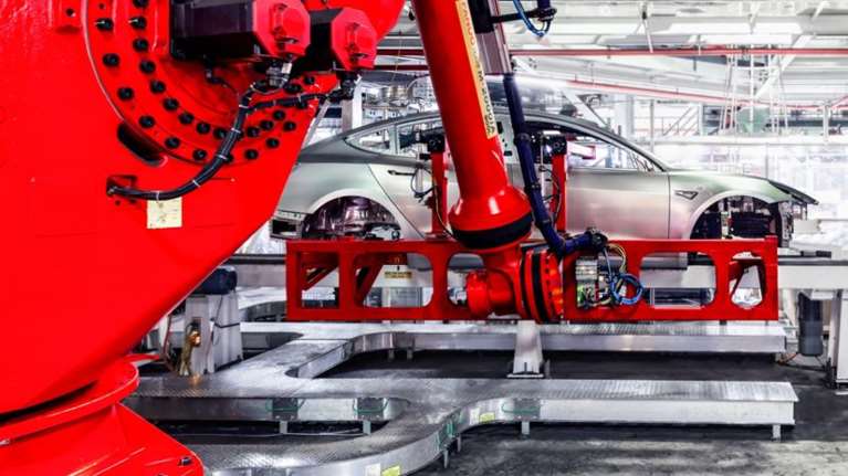 Elon Musk: Χάνουν δισ. τα εργοστάσια σε Βερολίνο, Τέξας