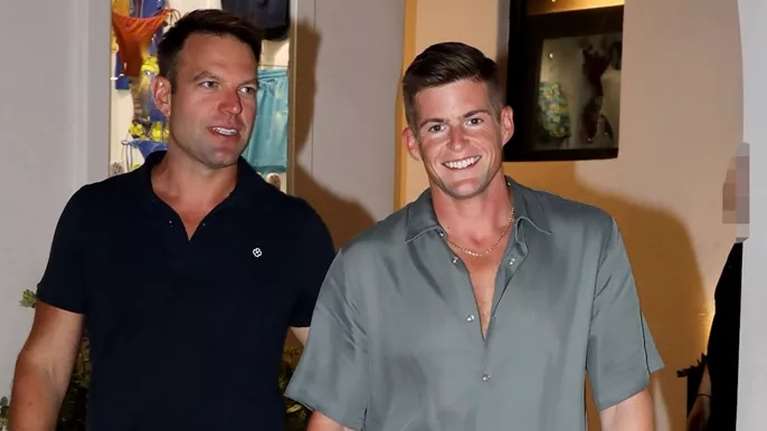 Στέφανος Κασσελάκης - Τάιλερ Μακμπέθ: Οι πρώτες φωτογραφίες από το νέο minimal διαμέρισμά τους στο Κολωνάκι