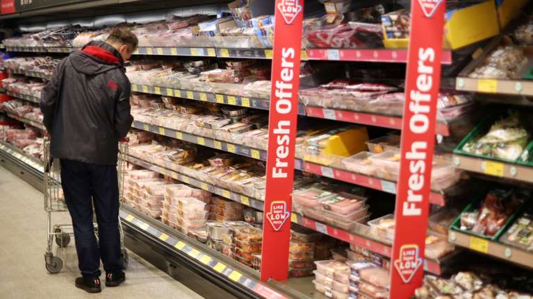 Ακρίβεια: Σύγκριση τιμών σε περισσότερα από 3.500 προϊόντα - Πώς θα βοηθήσει η αναβάθμιση της πλατφόρμας e-Καταναλωτής