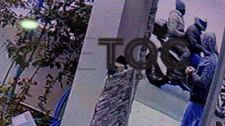 Δολοφονία Καραϊβάζ: Μυστήριο με γυναίκα που ήταν στο σημείο της δολοφονίας - Tι αναφέρει η αστυνομία