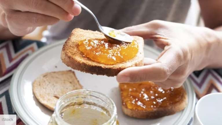 Λαχταριστή μαρμελάδα βερίκοκο χωρίς ζάχαρη - με 3 μόνο υλικά