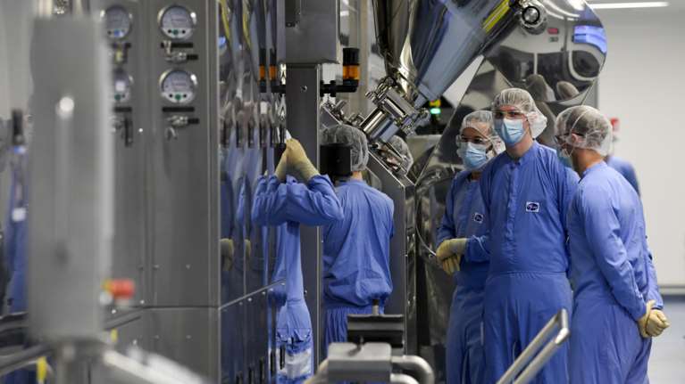 Χάπι της Pfizer κατά του κορονοϊού πιθανόν να είναι έτοιμο μέχρι το τέλος του 2021 - Οι δοκιμές ολοκληρώνονται στις 25 Μαΐου