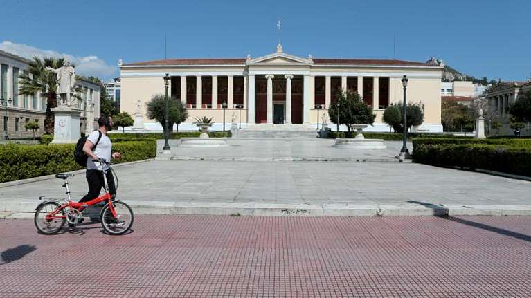 Der Standard: Η Ελλάδα καταπολέμησε τον κοροναϊό - Αντέδρασε γρήγορα και βοήθησαν πολλοί άνθρωποι