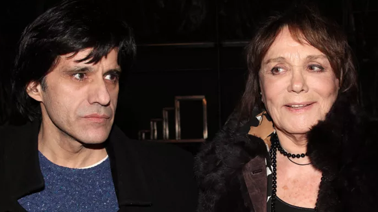 Μπέτυ Αρβανίτη: Η σπουδαία ηθοποιός για τη σχέση με τον γιο της - &quot;Τώρα στα πίσω-πίσω το θυμήθηκες να κάνεις τη μαμά&quot;