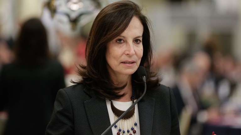 Διαμαντοπούλου στην El País: &quot;Η επιλογή μίας γυναίκας επικεφαλής στον ΟΟΣΑ θα σπάσει ακόμα μία &quot;γυάλινη οροφή&quot;&quot;