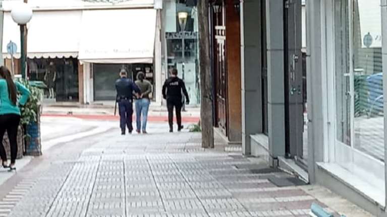 Στο Αυτόφωρο ο 32χρονος που επιτέθηκε σε αστυνομικό μετά από καταγγελία για ενδοοικογενειακή βία