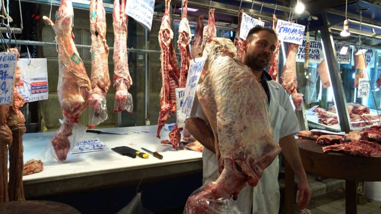 Το εορταστικό ωράριο λειτουργίας των καταστημάτων μέχρι την Κυριακή του Πάσχα