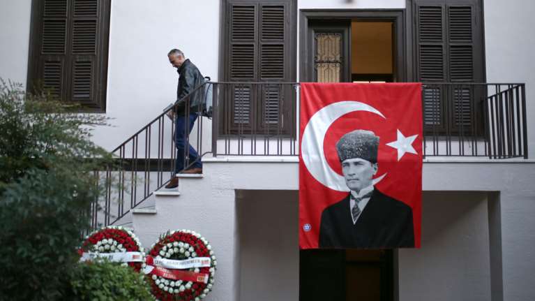 Κλείνει το σπίτι του Κεμάλ στη Θεσσαλονίκη- Την ημέρα της προσευχής στην Αγιά Σοφιά