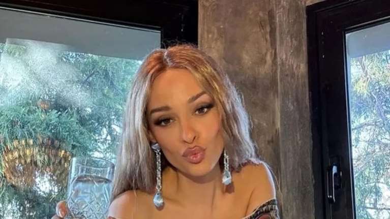 Ελένη Φουρέιρα: Σε luxury δείπνο στο Πόρτο Χέλι με την υπογραφή του Jean Paul Gaultier