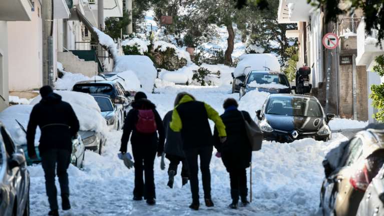 Κακοκαιρία Ελπίδα-Δήμαρχος Παλλήνης: Τεράστιος ο όγκος χιονιού δεν υπάρχει δυνατότητα να μεταφερθεί