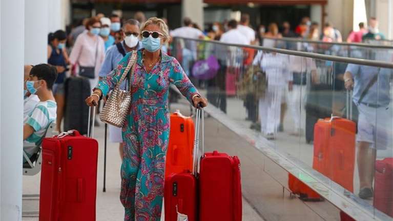 Εκτίναξη κρουσμάτων στη Γαλλία, περισσότερα τεστ στην Ιταλία