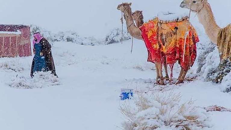 Απίστευτο: Χιόνισε στη Σαχάρα - Στους -3 η θερμοκρασία στη Σαουδική Αραβία [εικόνες]